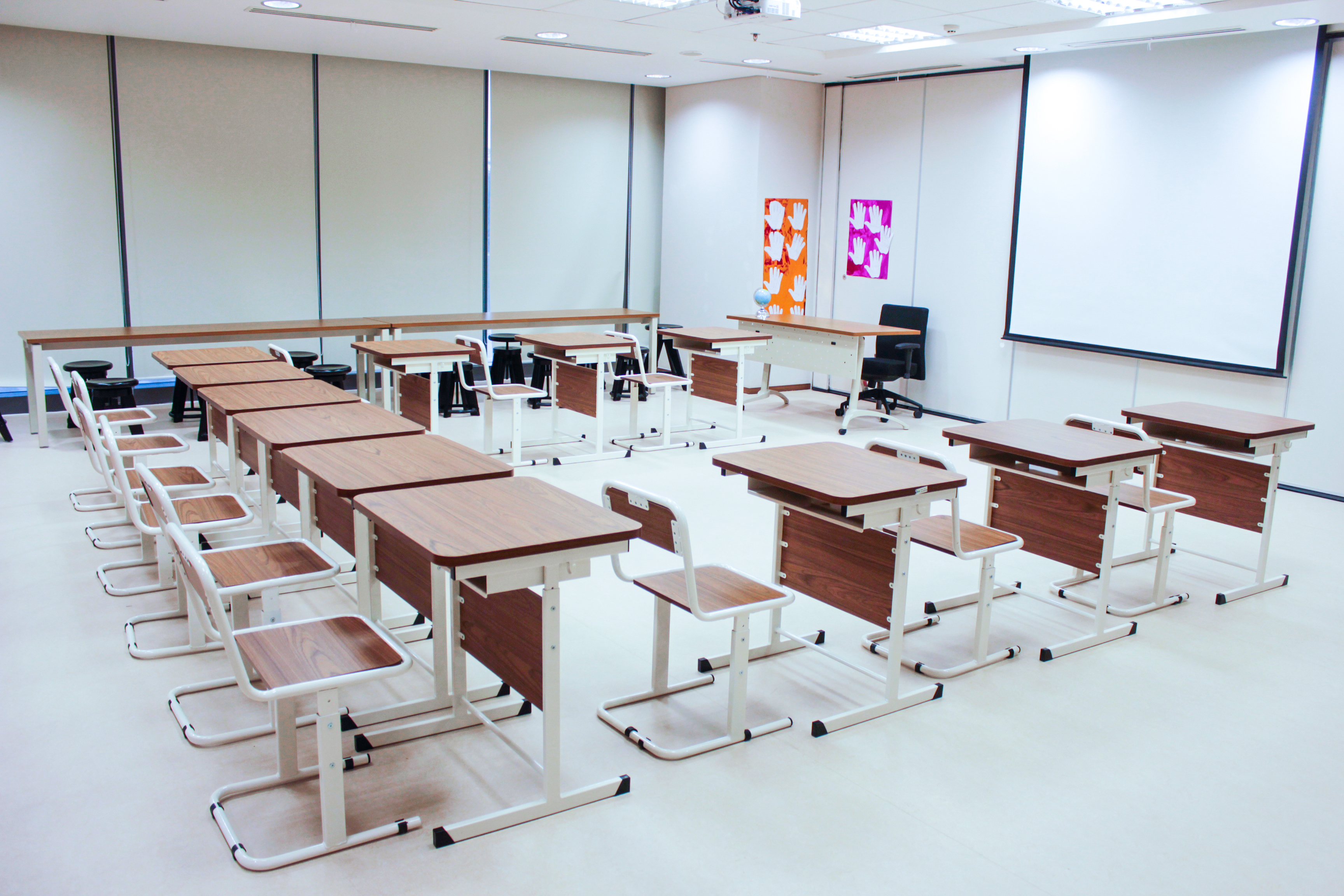 Furnitur Sekolah dan Kampus